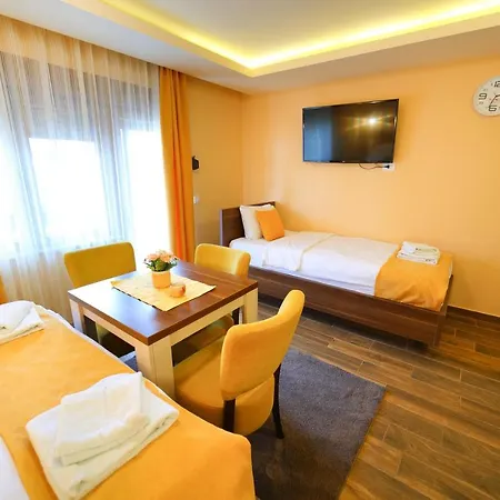 Aparthotel Almax