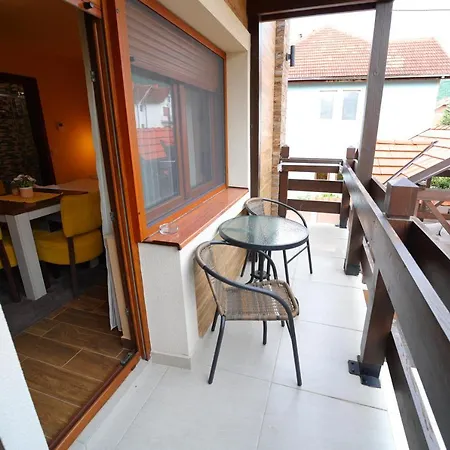 Almax Aparthotel