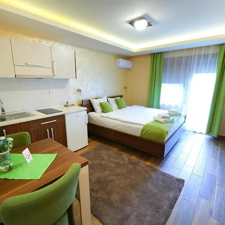 Aparthotel Almax 2*