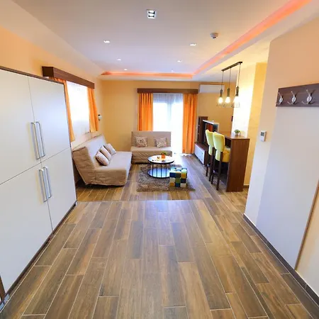 Almax Aparthotel
