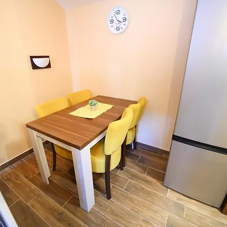 Aparthotel Almax