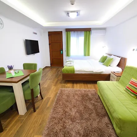 Aparthotel Almax 2*