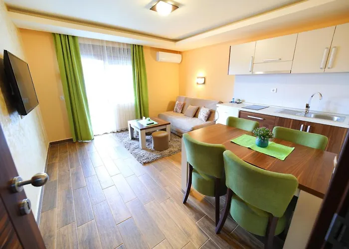Hotel apartamentowy Almax 2*